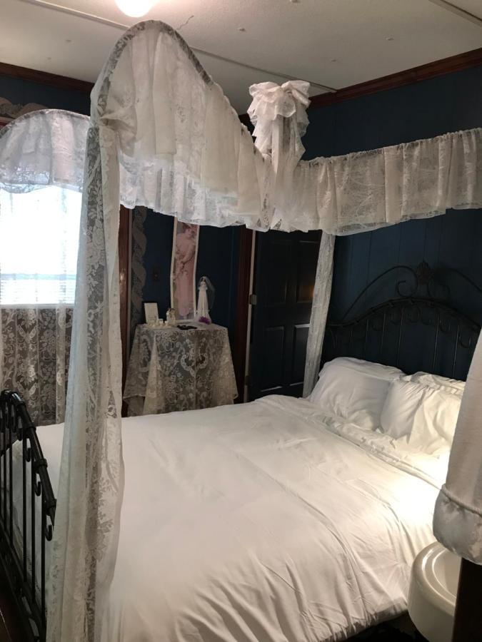 Armour'S Hotel & Spa Red Boiling Springs Buitenkant foto