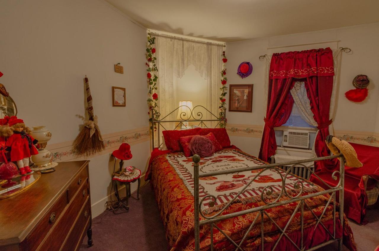 Armour'S Hotel & Spa Red Boiling Springs Buitenkant foto