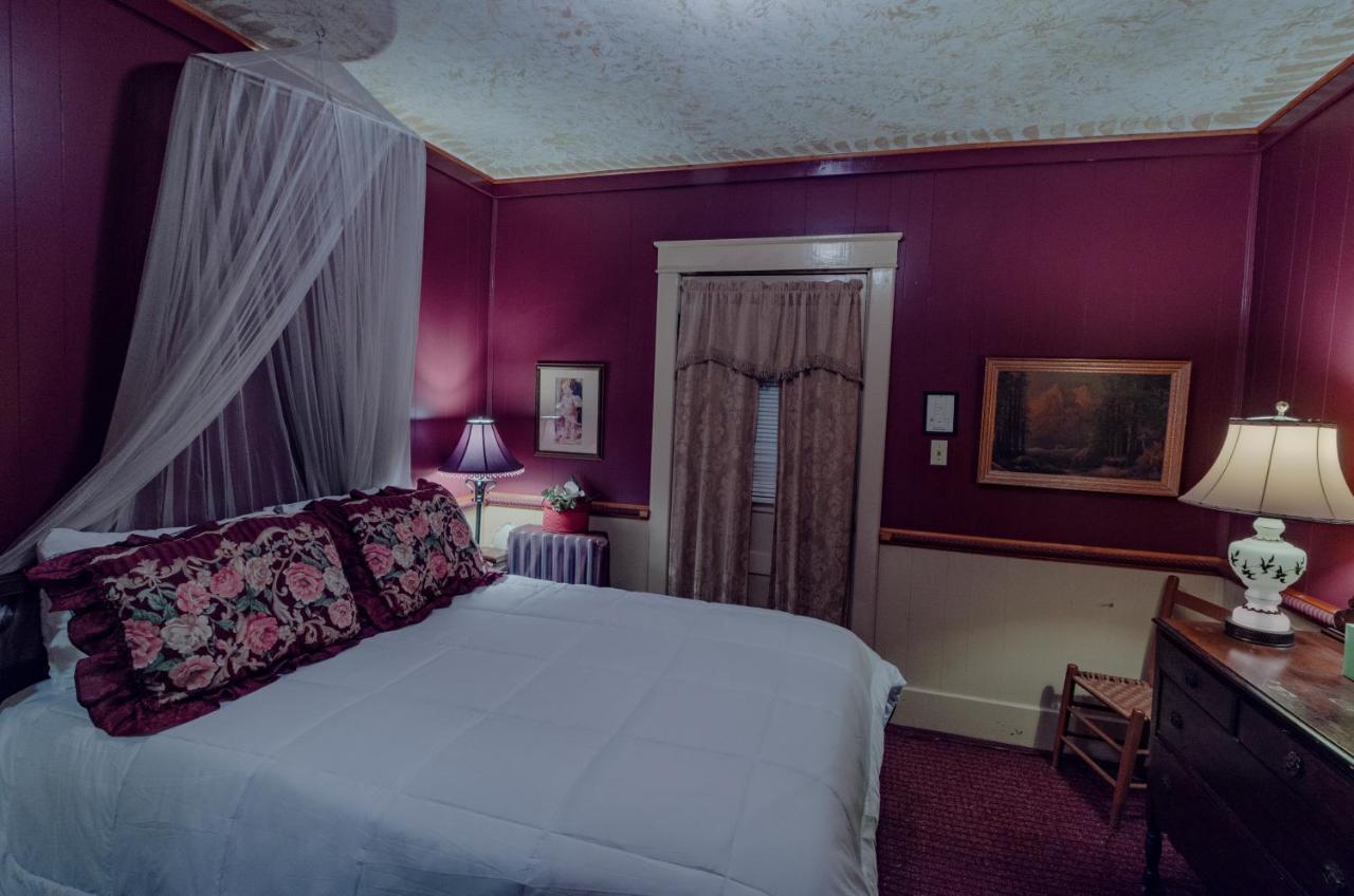 Armour'S Hotel & Spa Red Boiling Springs Buitenkant foto