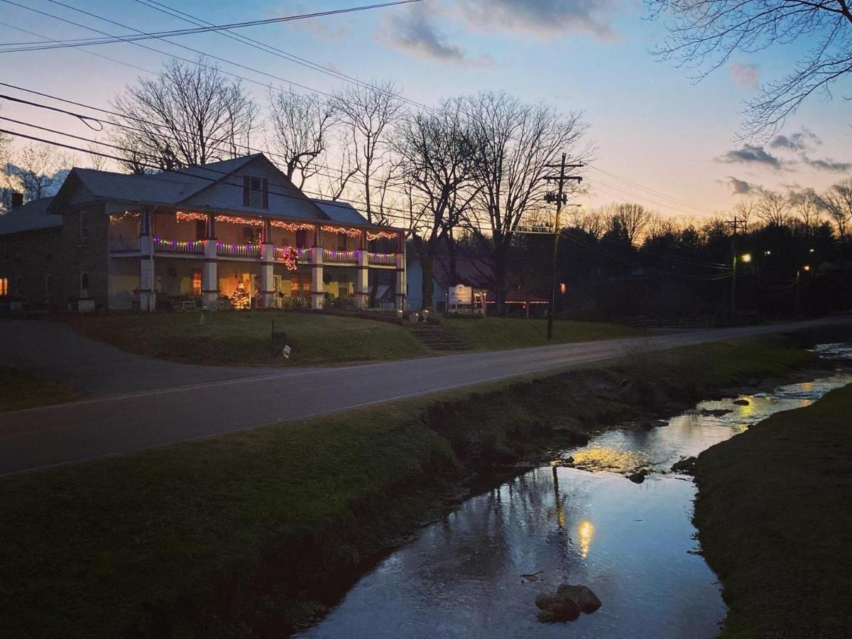 Armour'S Hotel & Spa Red Boiling Springs Buitenkant foto